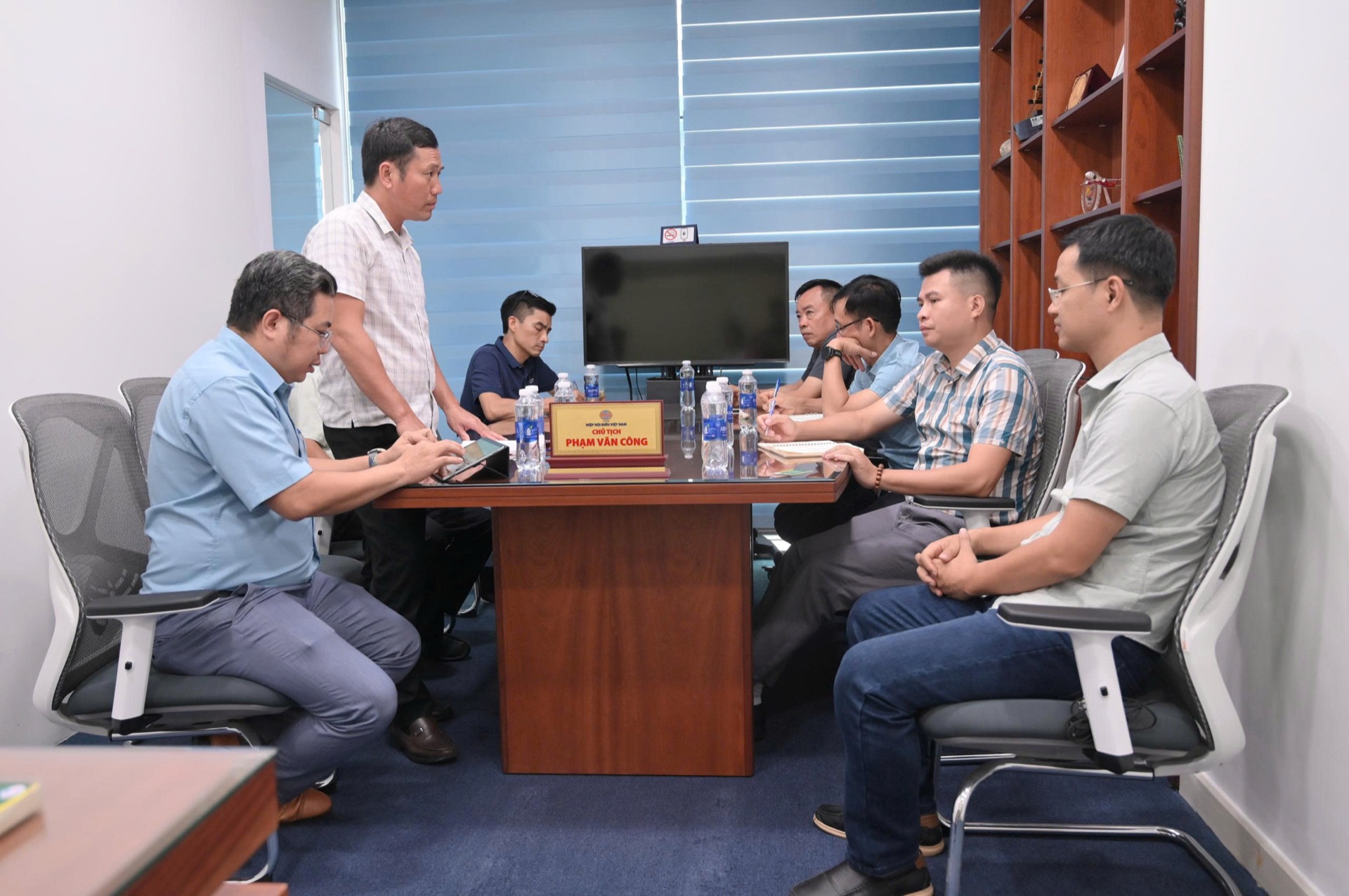 Lao Cai Cassia and Star Anise Association working with the Vietnam Cashew Association (Vinacas)